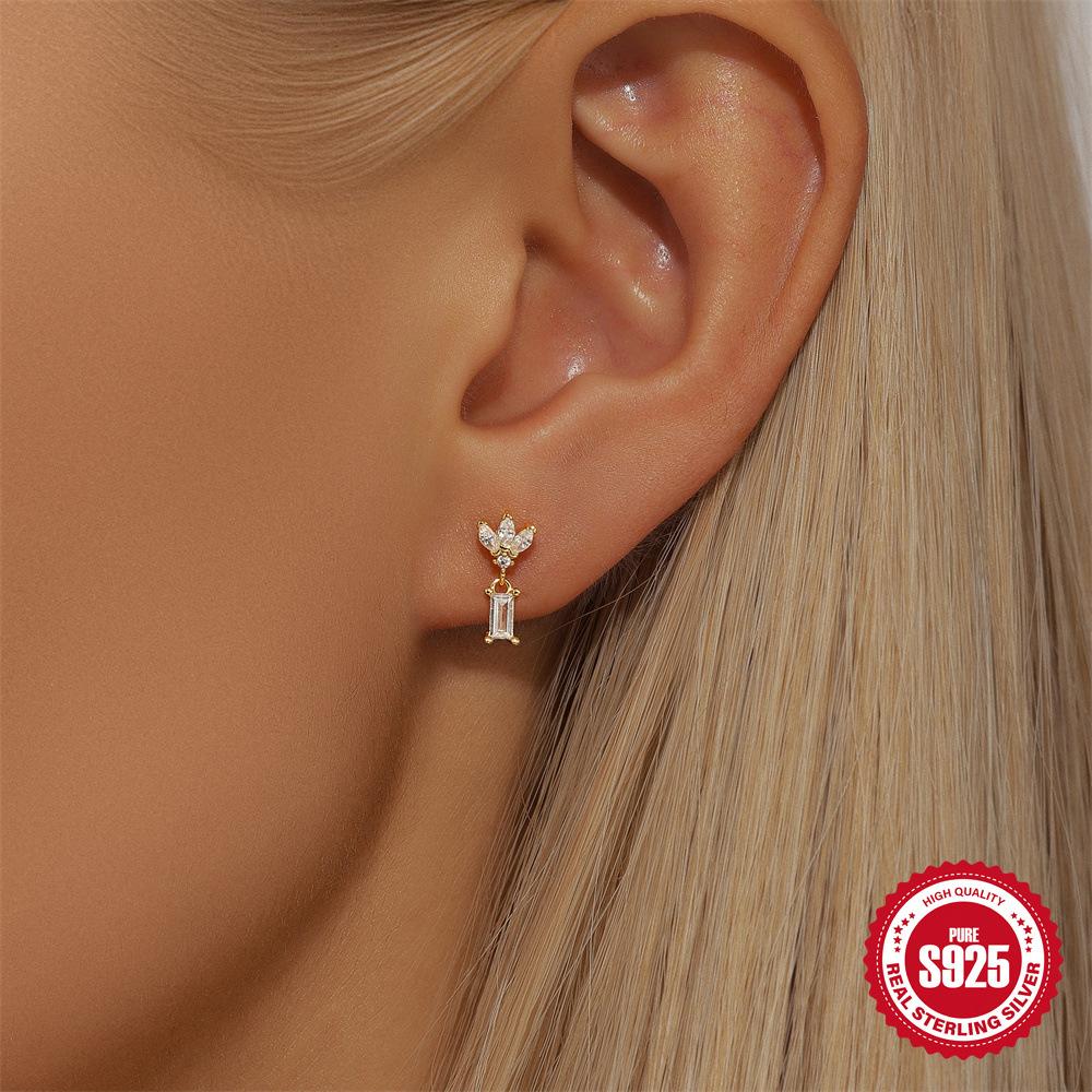 Light Luxury S925 Sterling Silver Personality Temperament 8-Shaped Infinite Symbol 8-Character Geometric Horse Eye Diamond Stud Earrings Earrings