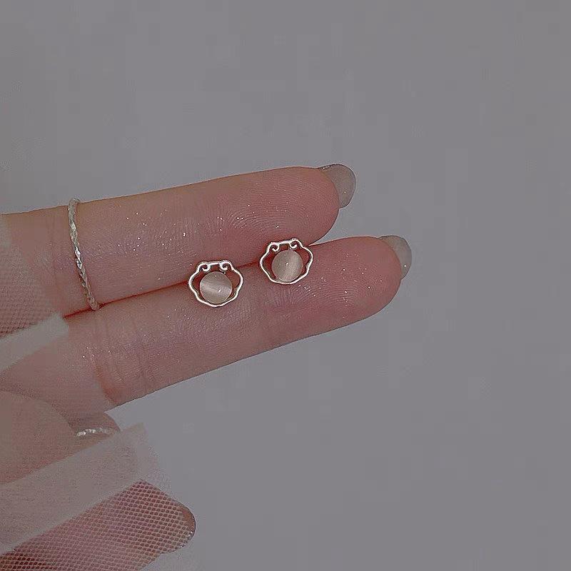 2023 Cat's Eye Longevity Lock Stud Earrings: High-End, Trendy Design for Women