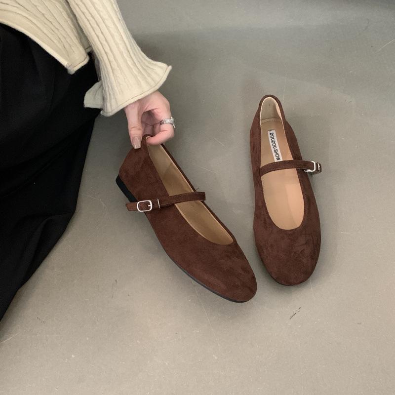 Flat-bottomed retro small red single shoes fairy shoes 2025 new summer ballet shoes with skirt Mary Jane shoes