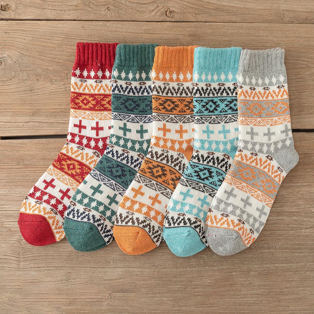 5 poros Naujo dizaino Žieminių kojinių Storos Šiltos Kalėdinės kojinės Vyrams Moterims Porinės kojinės Vienas dydis 9021