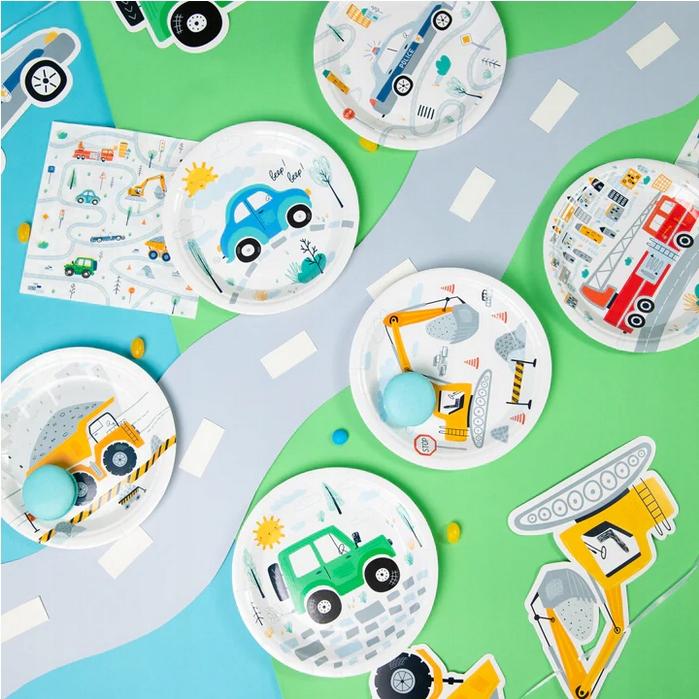 Set of plates, cups, napkins, cars