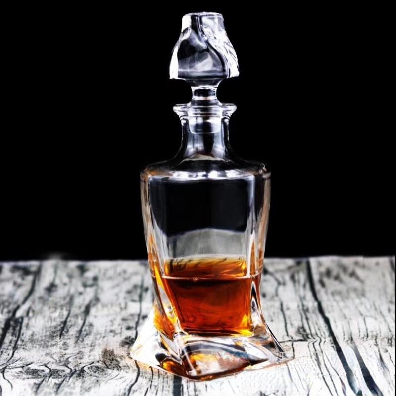 500-800Ml Elegant Whisky Wine Bottle Liquor Divider Thick Lead-Free Glass Wine Decanter Art Wine Set Distilled Beverage Pot