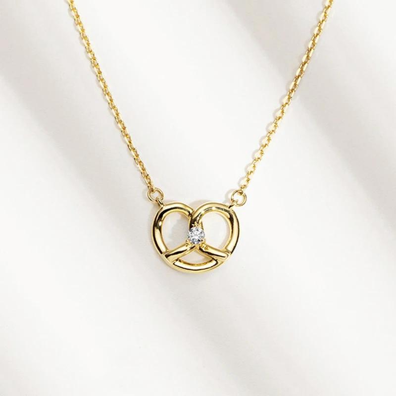Huitan Chic Design Female Love Necklace Gold Color O Chain Exquisite Neck Accessories for Women Daily Fashion Versatile Jewelry