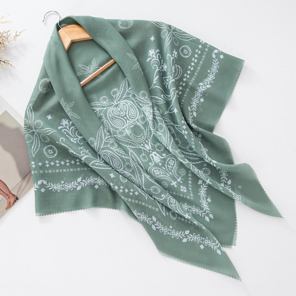 Классический кружевной платок-каре из балийской пряжи 110: Трансграничный платок и шаль