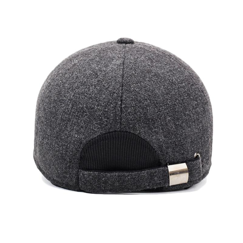 Mittelalterliche und ältere Kälte-Ohrenschützer Flauschige warme Mütze Winter Outdoor Baseballkappe
