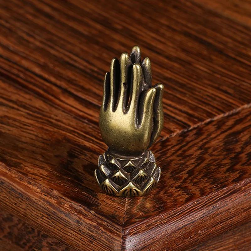 Retro Antique Handmade Brass Buddhism Praying Buddha Hand with Lotus Base Copper Desk Decor Mini Hand Pray Figurines Home Decor