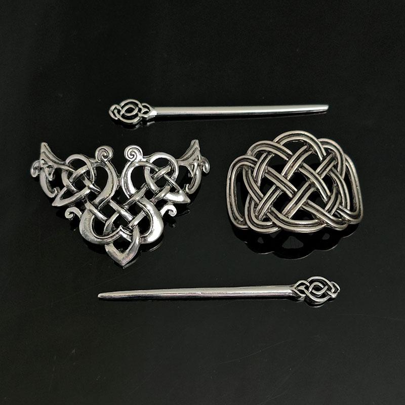 

2 sets of European and American Viking Celtic love hair clips, retro Norwegian style party accessories, Valentine s Day gifts