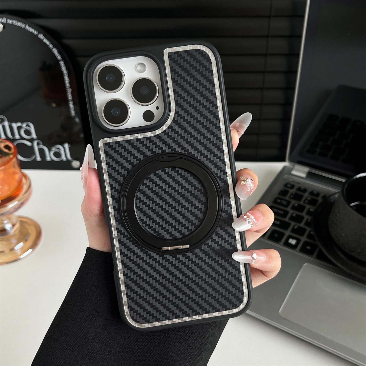 

Чехол для мобильного телефона с магнитной присоской и рисунком из углеродного волокна, подходит для iPhone 16 Promax, защитный чехол, невидимая вращающаяся подставка, Apple 15 внешний iPhone16 чёрный