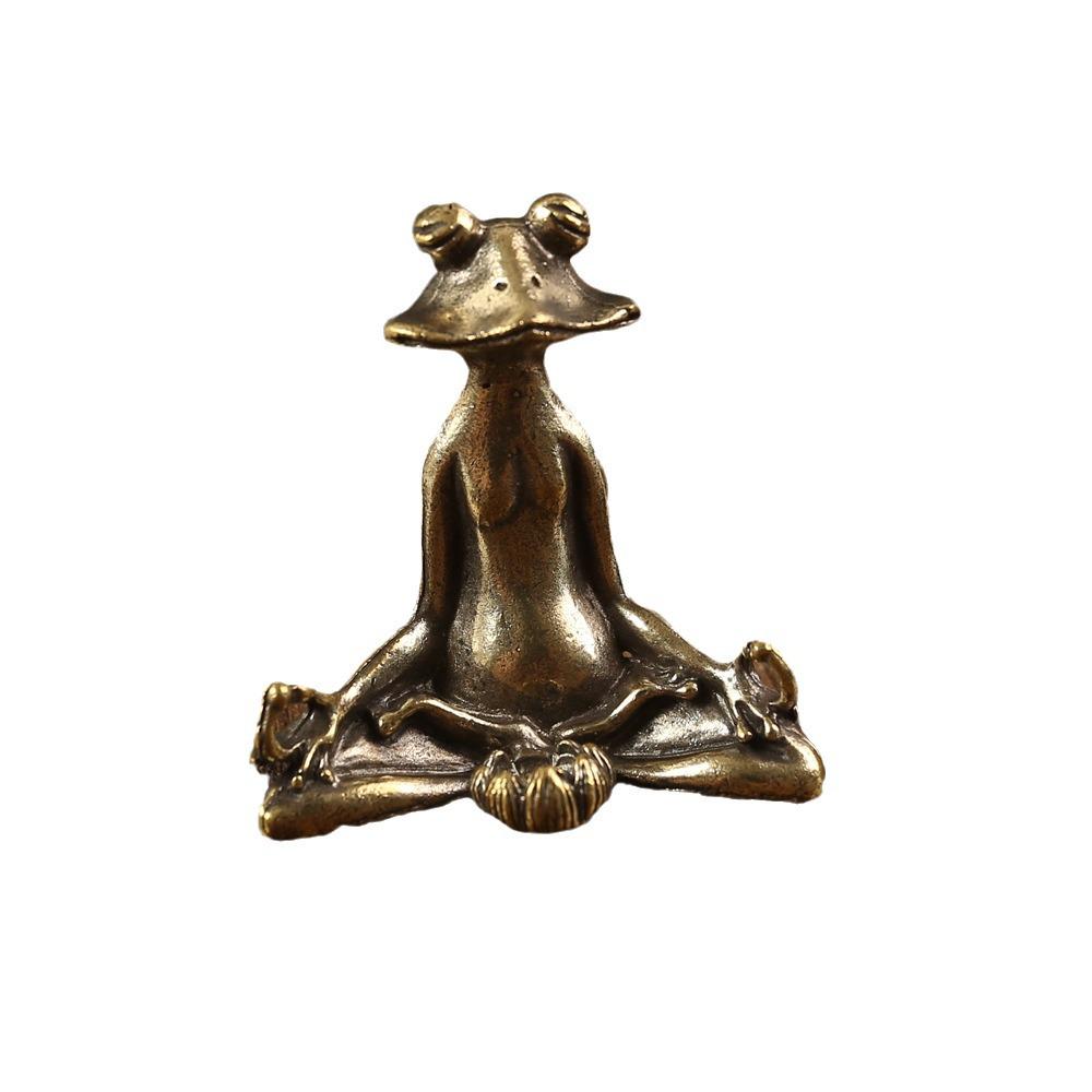 Creative Brass Frog Incense Holder: Solid Copper Desktop Ornament and Metal Handicraft