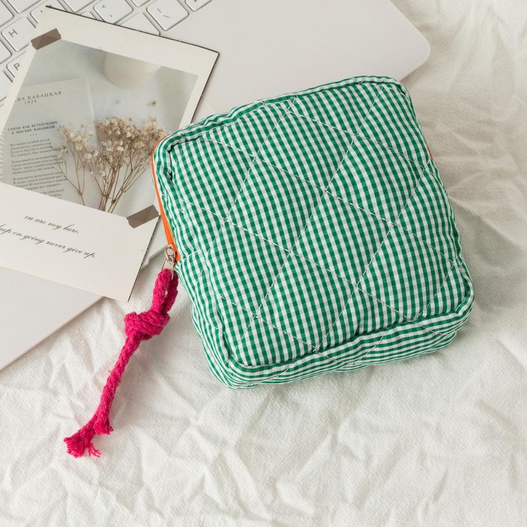 Heart Print Sanitary Napkins Storage Bag Feminine Period Pouch Portable Tampon Organizer Bag Mini Makeup Lipstick Storage Pouch