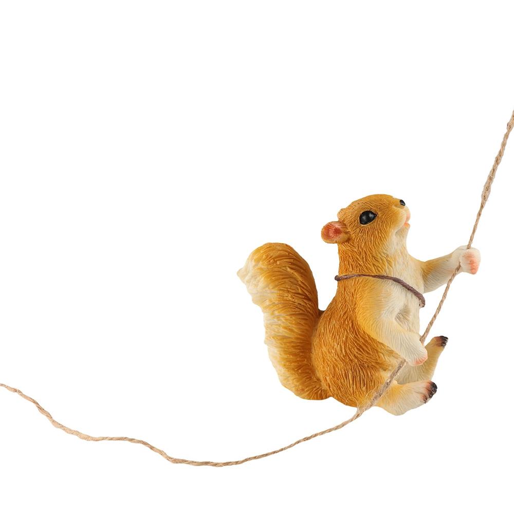 Resin Crafts Climbing Rope Squirrels Statue Ornaments Monkey Figurine  Home Decoration