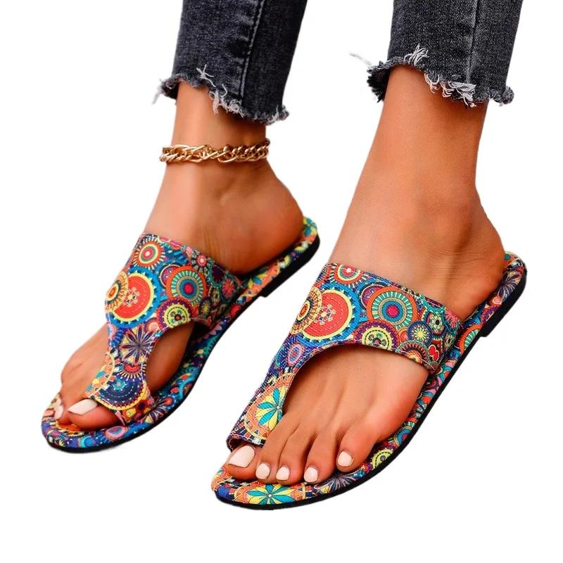 Mode 2025 Sommer Zehensteg Damen Hausschuhe Mode Druck Alltagshausschuhe Damen Neu Übergröße Bestseller Weiche Sohle Flache Hausschuhe