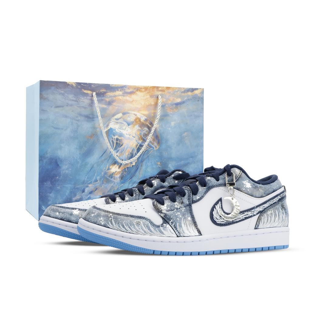 Jordan Air Jordan 1 Monster Lab, Canglang Moon Shadow Low top Vintage Basketball Shoes Unisex White Blue Silver 553558-404(Team445-)