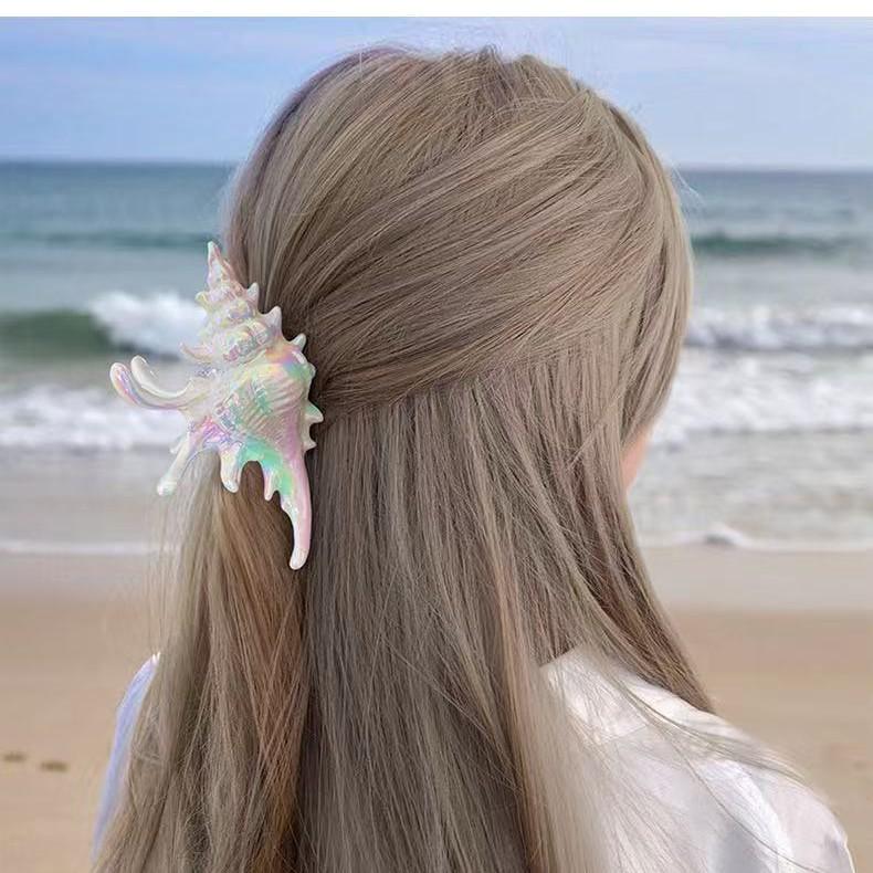 Venus Mermaid Conch Hair Clip - Elegant Decorative Shark Clip for Women