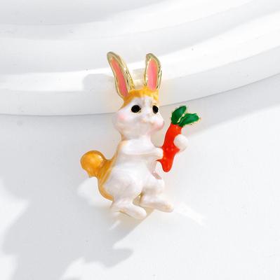 Trendy Hand-Painted Drip Oil Rabbit Brooch: Creative Cartoon Animal Pin for Clothing Accessories