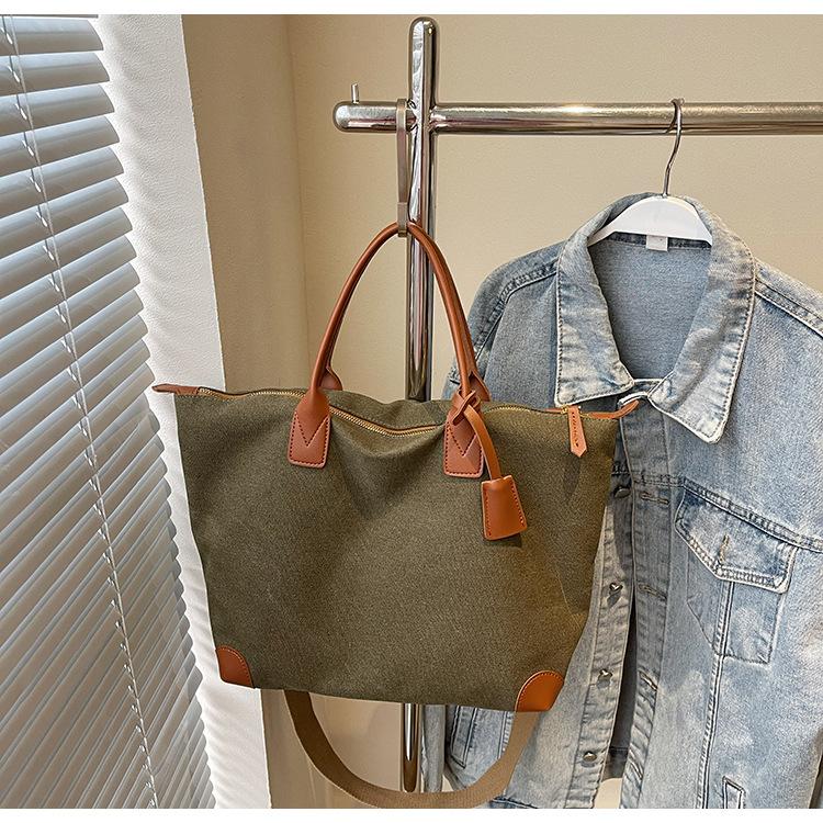 2025 Spring New Fashionable Large-capacity Tote Bag Women's Casual Handbag Trendy Versatile Lightweight Messenger Bag