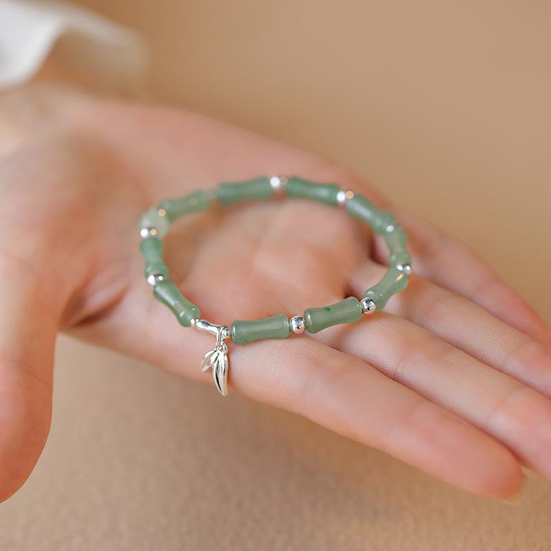 Elegant Green Bamboo Leaf Bracelet – Light Luxury Jewelry