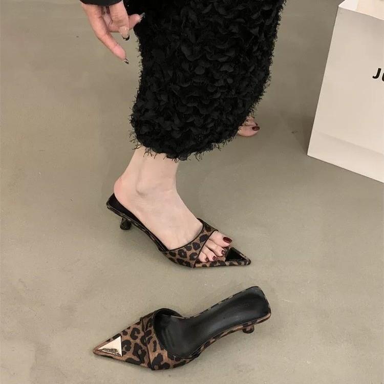 

2025 spring and autumn new fashion with pointed toe open-toe slippers women s fashion wear high-heeled sandals 42 леопард друку кольору