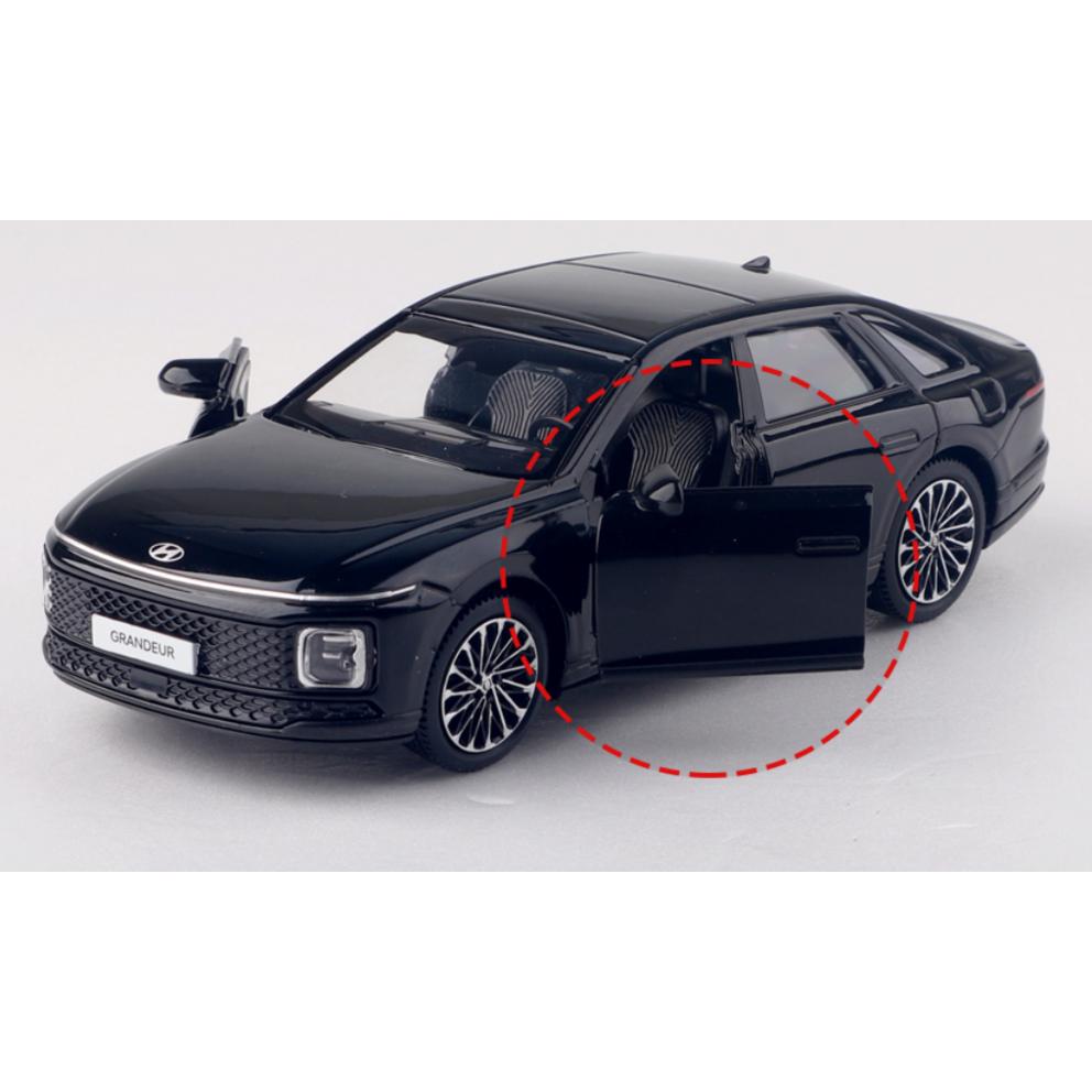 Grandeur GN7 Die-cast Minicar