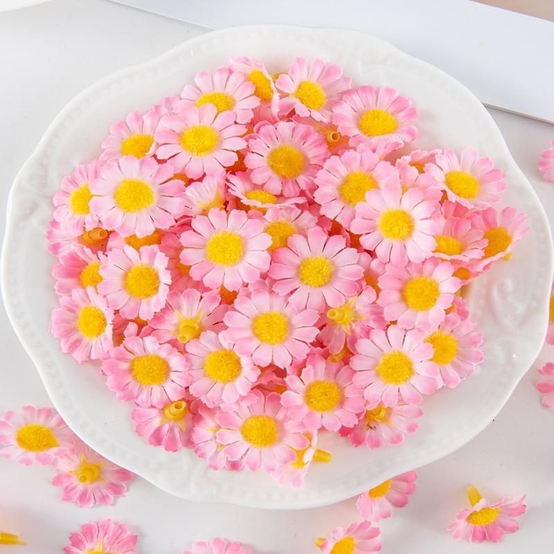 50/100pcs Artificial Flowers Sunflower Silk Daisy Head Festival Home Yard Wedding Decor DIY Scrapbook Fake Plant Festival Wreath