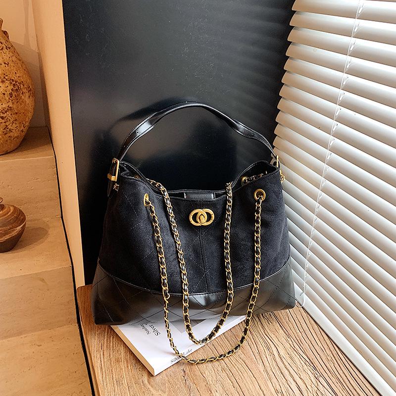 Vintage Suede Tote with Diamond Chain - Large Capacity, Small Fragrance Style, Frosted Finish