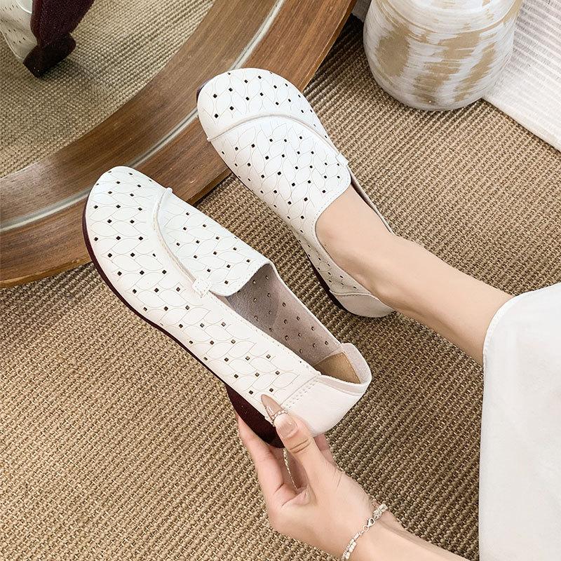 Retro Hollow Hole Shoes Single Shoes Women's 2025 One-pedal Summer Non-slip Soft-soled Small Leather Shoes Old Beijing Cloth Shoes