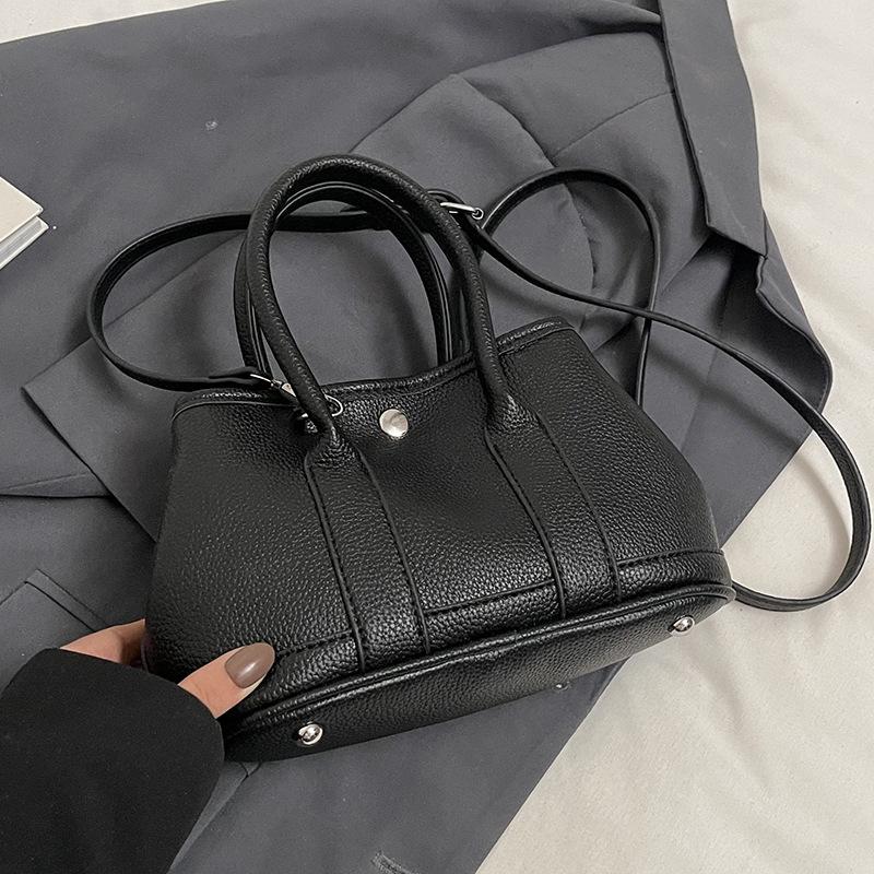 Spring and Summer Hot Sale Dopamine Color Sweet Simple Portable Bucket Bag Korean Version Fashion Commuter Versatile Messenger Women's Bag