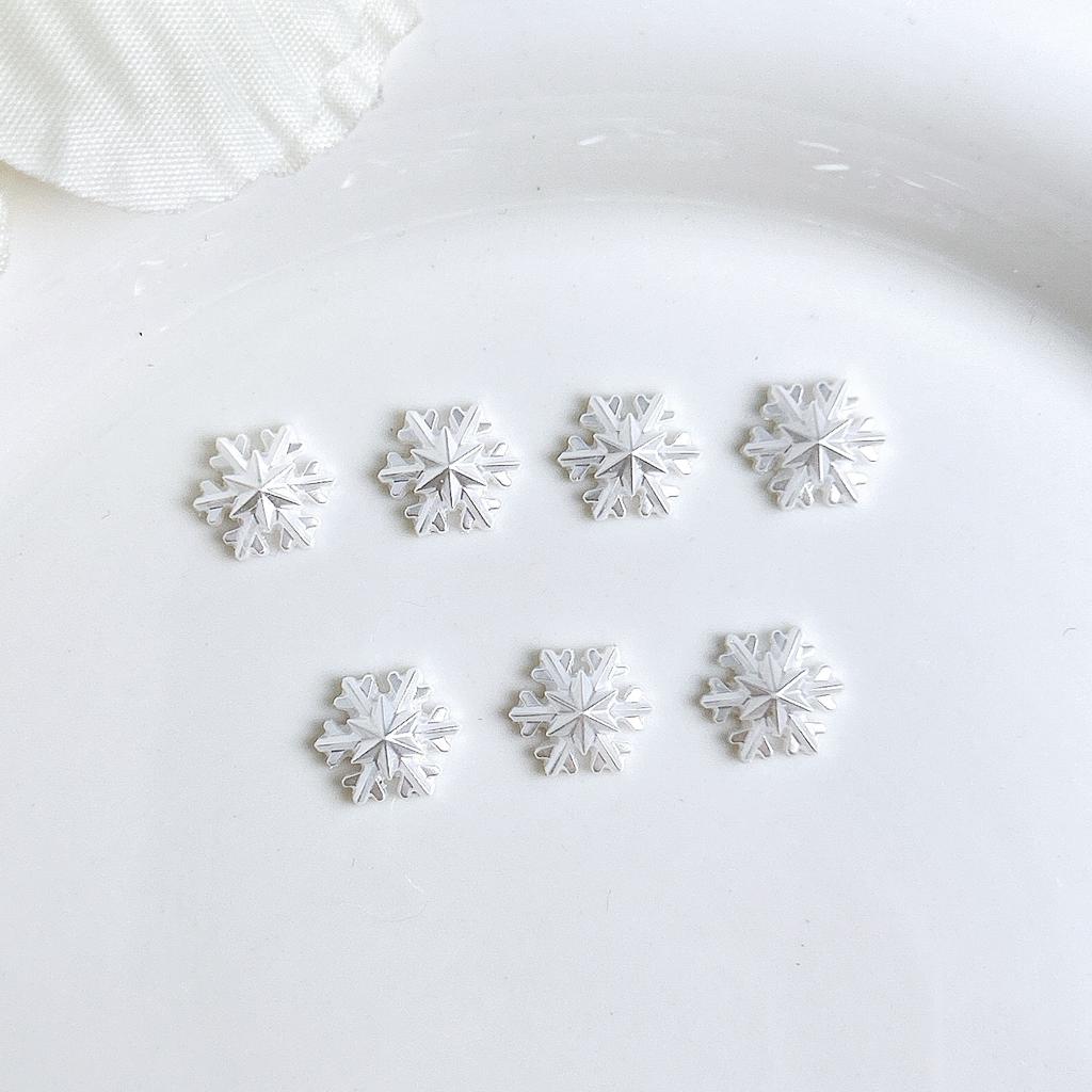 New Snowflake Nail Art Accessories Internet Celebrity Christmas Flat Double Layer White Ice Flower Resin Wearable Nail Decorations