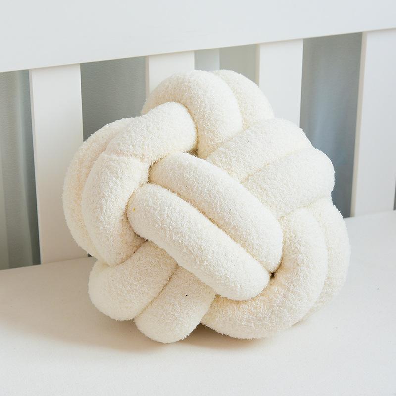 European Simple Hand-made Pillow with Skin-friendly Soft High Elastic Spherical Cushion Knotted Balls