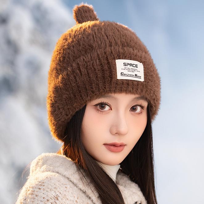 Winter Windproof Wool Hat Women's Casual Warm Plush Hat Outdoor Windproof Ear Protection Pullover Hat