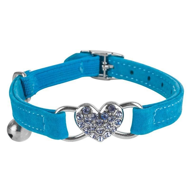 

Adjustable Cat Collar with Heart-Shaped Pendant Soft Material Breakaway Safety Buckle Fits Neck Size 22-32cm Suitable for Cats and Small Pets One Size синий