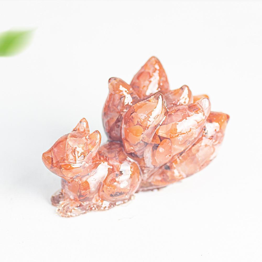 Figurina in Resina di Volpe a Nove Code con Pietre di Cristallo Naturale per Decorazione da Scrivania Regalo per Amici