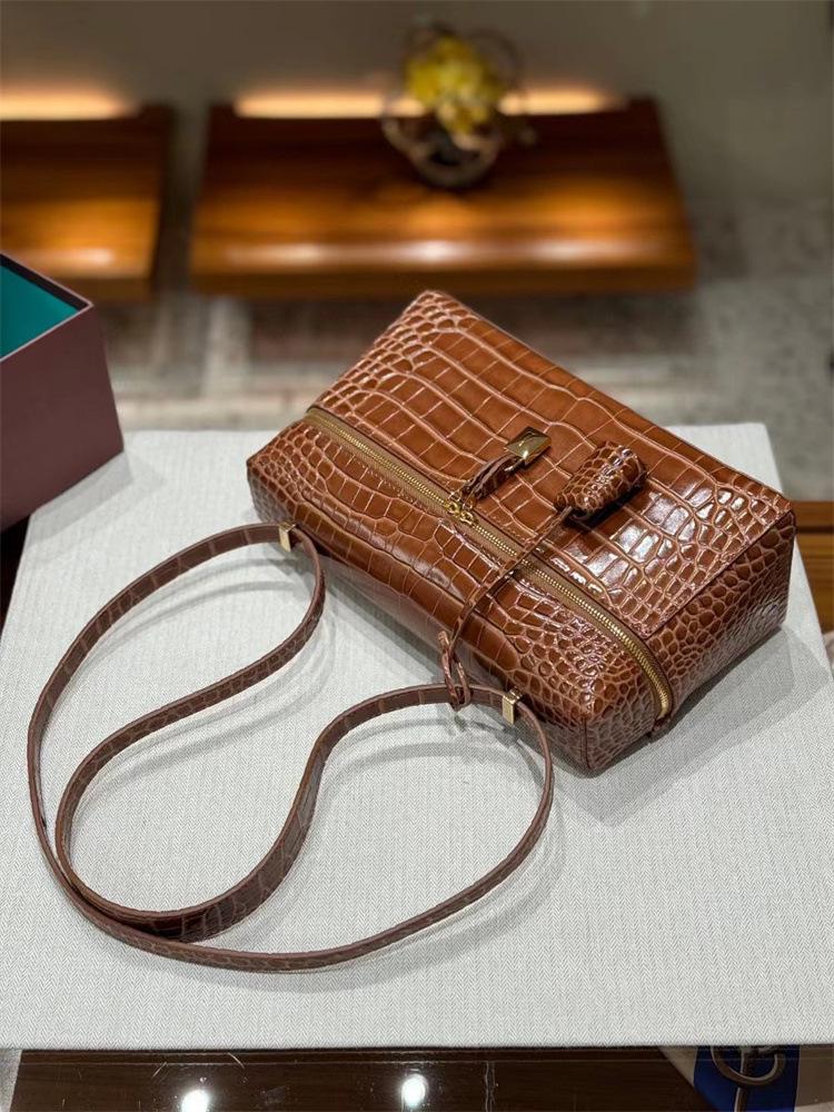 Alligator Grain Cowhide Lunch Bag 2025: Trendy Women's Crossbody & Handheld Shoulder Bag