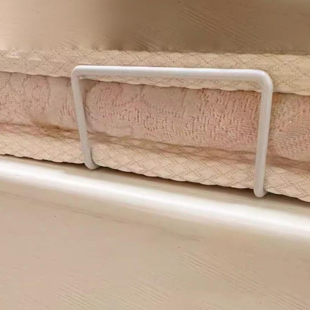 Mattress Slip Stopper Mattress Retainer Slide Stopper for Metal Frame Easy To Install Mattress In Place Gripper Keep Mattress