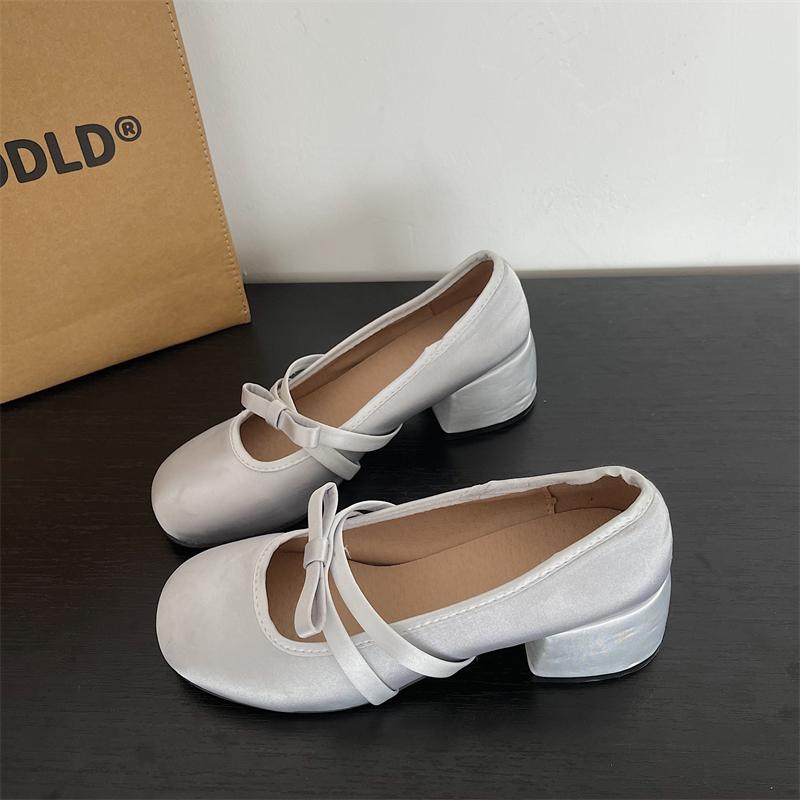 New Mary Janes Shoes Women's High Heels Pumps Women Butterfly-knot Square Heel Shoes Women Thick Heel Shoes Zapatos Mujer