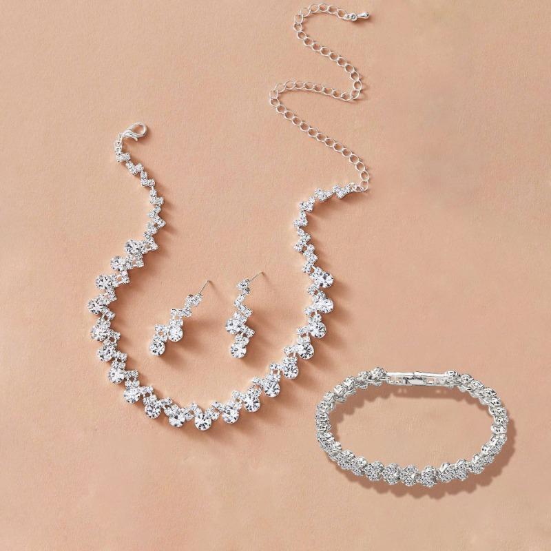 

Винтажное платье, колье, комплект сережек, аксессуары для часов, элегантные аксессуары для званого ужина. серебряный