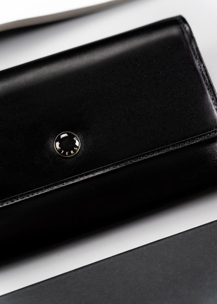 Women's leather wallet PTN D18-NGV-7605 Black