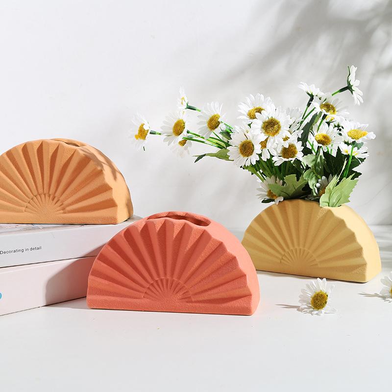 Fan-shaped Art Vase Flowerpot Ceramic Hydroponic Vase Flower Arrangement Home Decor Desktop Ornaments Garden Decoration