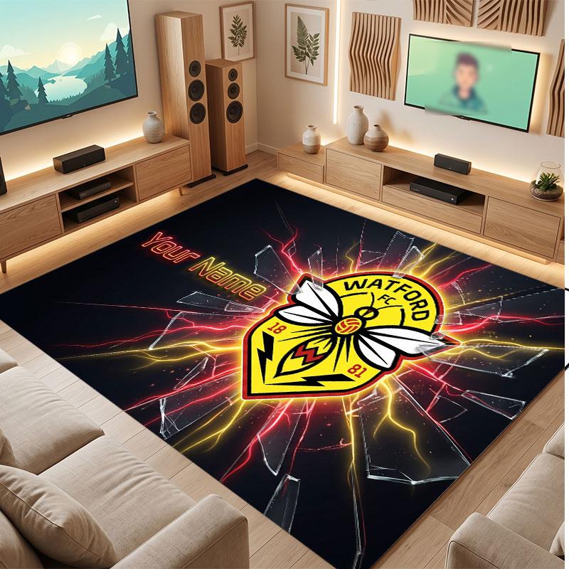 Watford FC Benutzerdefinierter Kristall-Samt-Teppich, Personalisierter Namens-Textdruck, Fußball-Logo Weiche Rutschfeste Fußmatte Heimdekoration Geschenk