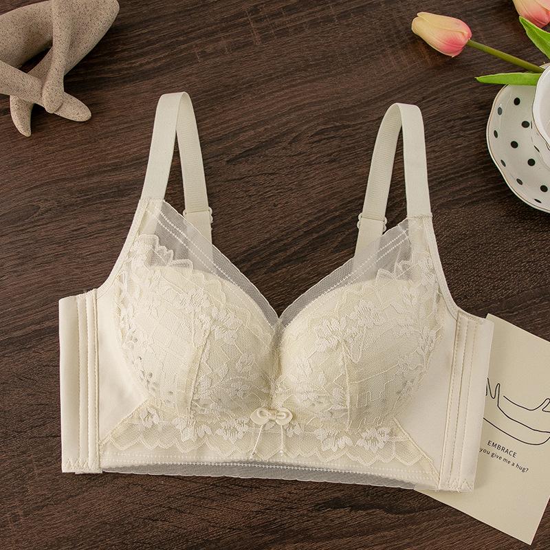 

Latex thin breathable gathering massage bra hole cup upper support breast anti-sagging lace bra 40/90 шампанського
