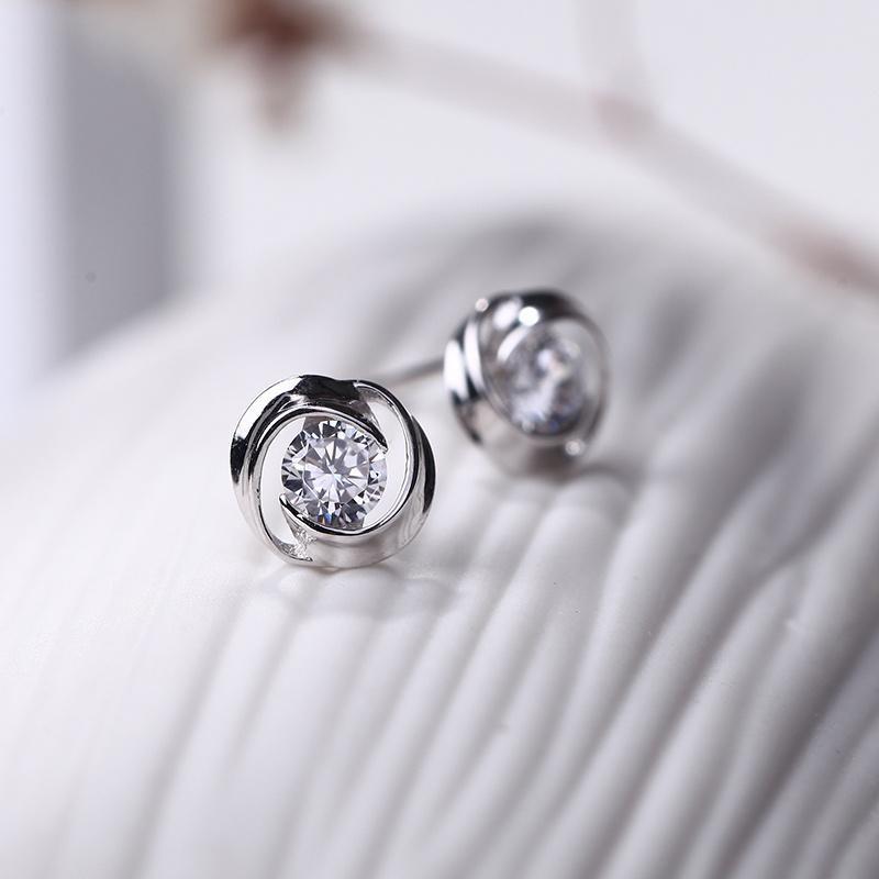 Vintage Korean-Style Silver-Plated Diamond-Studded Rotating Love Earrings for Women
