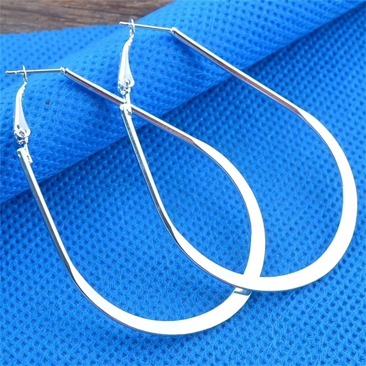 Модные серьги-кольца разного размера и дизайна — фото 2