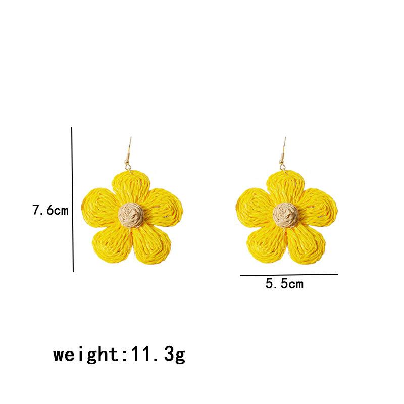 Handmade Woven Raffia Straw Sun Flower Drop Earrings for Women Rattan Floral Hanging Colorful Earrings Summer Beach Jewelry