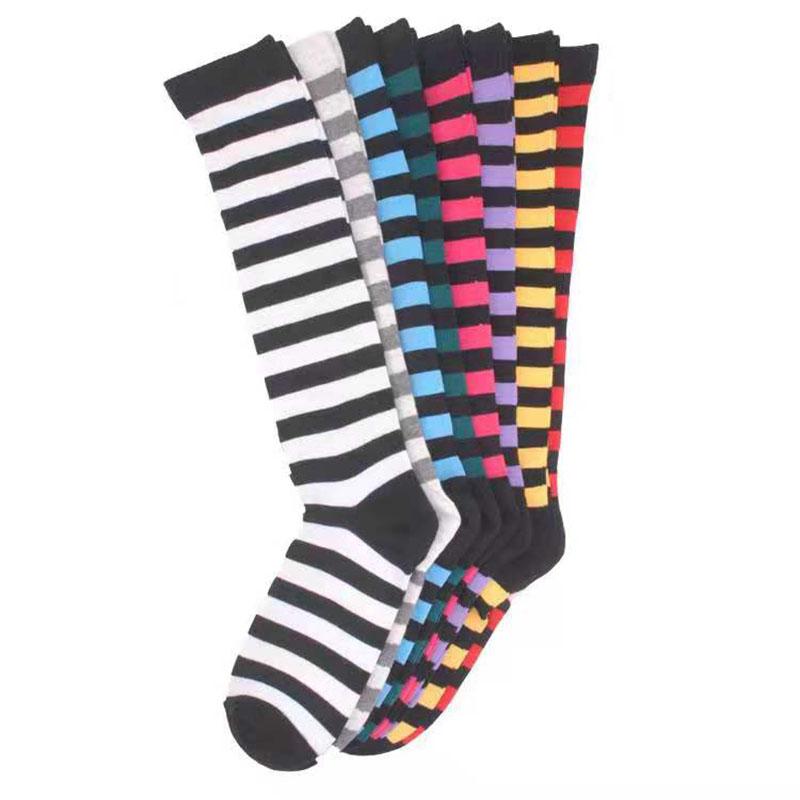 Nya Färgstarka Randiga Strumpor Dam Roliga Julklappar Sexiga Lårhöga Nylon Långa Strumpor Söta Knästrumpor För Flickor