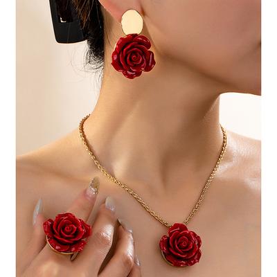 Conjunto de joyería de moda, collar, pendientes, anillo para mujer.