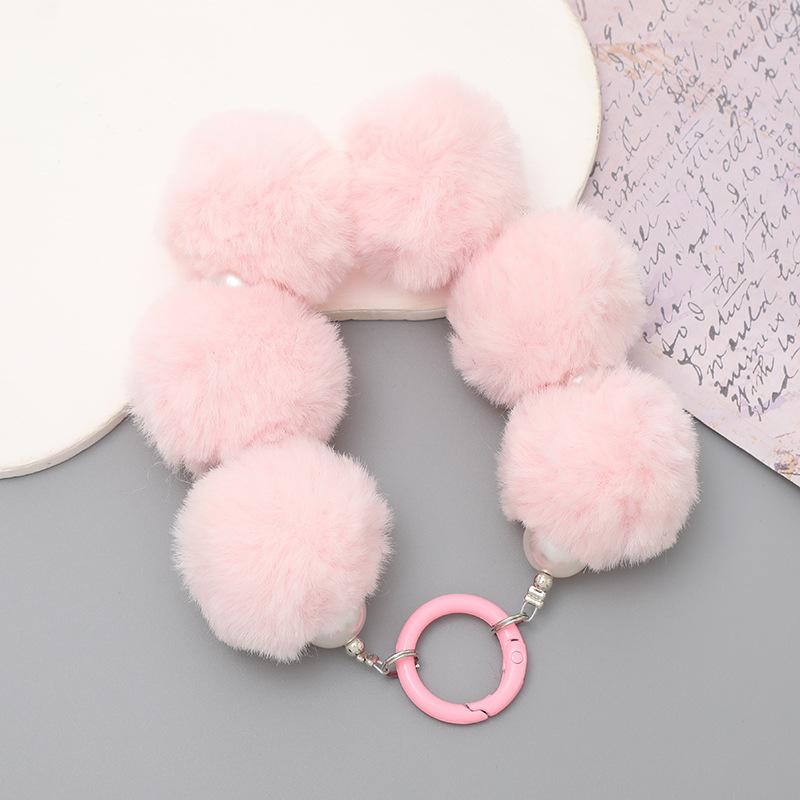 

New Korean Version Plush Ball Pendant Handmade Bead Phone Pendant Short Wristband Anti Loss Chain for Women Bag Accessories розовый