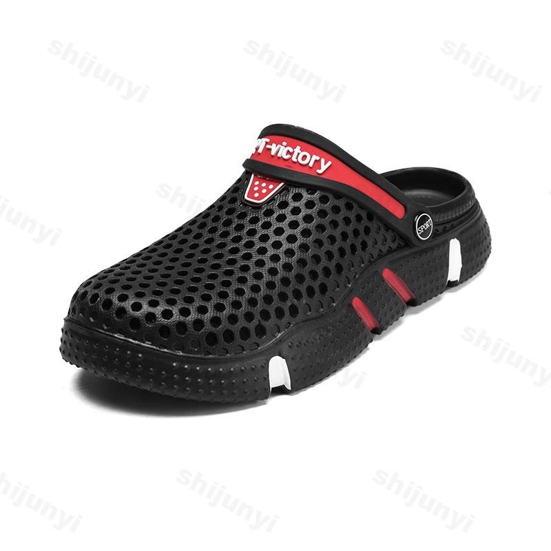 Fashion Men's Fashion Trend Summer Hollow Breathable Non Slip Slippers 2025 New Style Casual Outdoor Beach Comfortable Soft sole Sandals