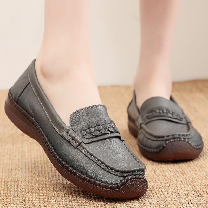 Handmade Women's Shoes Genuine Leather Mothers Comfortable Soft Sole Round Toe Single Shoes Luxury Cowhide Casual Woman Loafers
