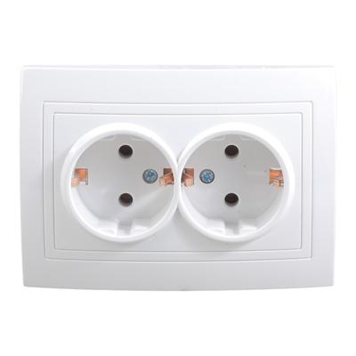 Small  220-265V EU Double Ground Wall Plugs  for Efficient Power Supply Use