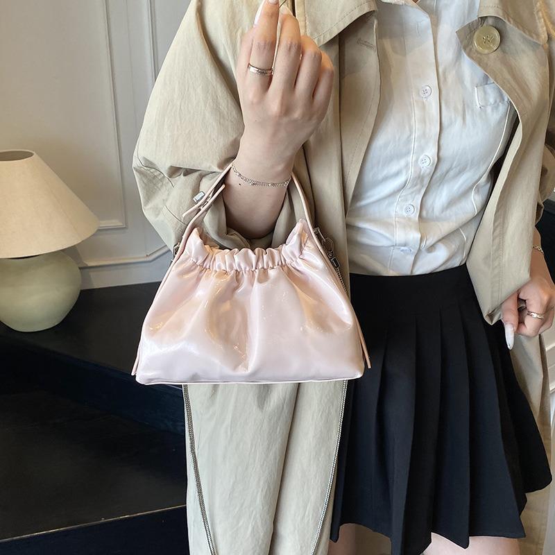 Kleine Tasche plissierte Kettenhandtasche Damen Frühherbst neue Mode Pendler Schulter Umhängetasche